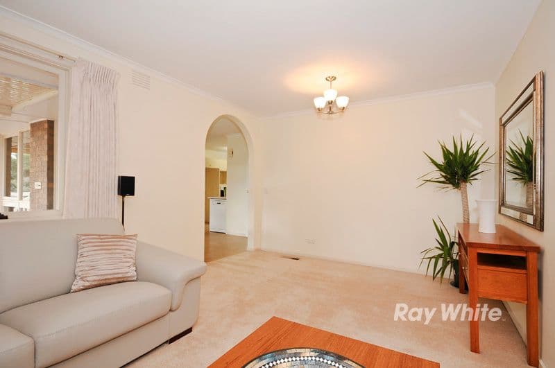 41 Mowbray Drive, WANTIRNA SOUTH VIC 3152, Wantirna South - Thumbnail 6