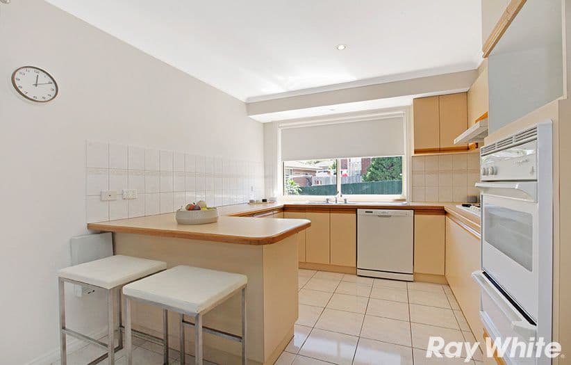 19 Bradley Drive, Mill Park VIC 3082, Mill Park - Thumbnail 2