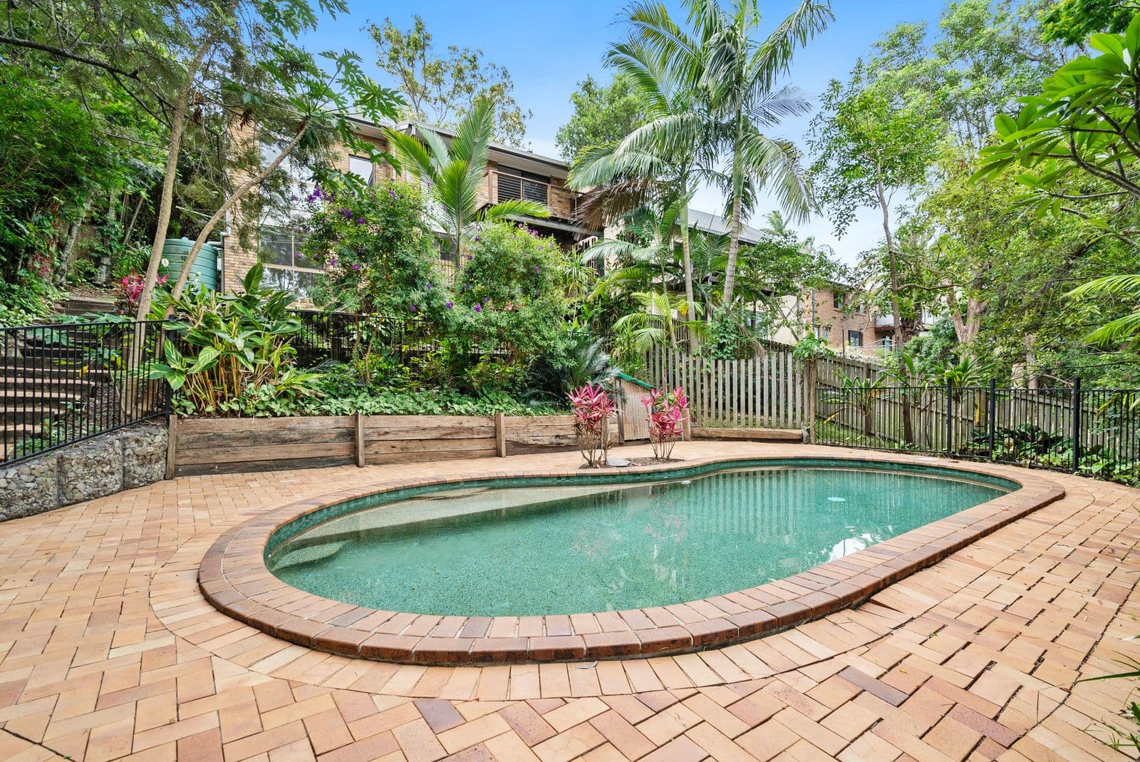 10 Larentia Street, Currumbin Waters QLD 4223, Currumbin Waters - Image 1