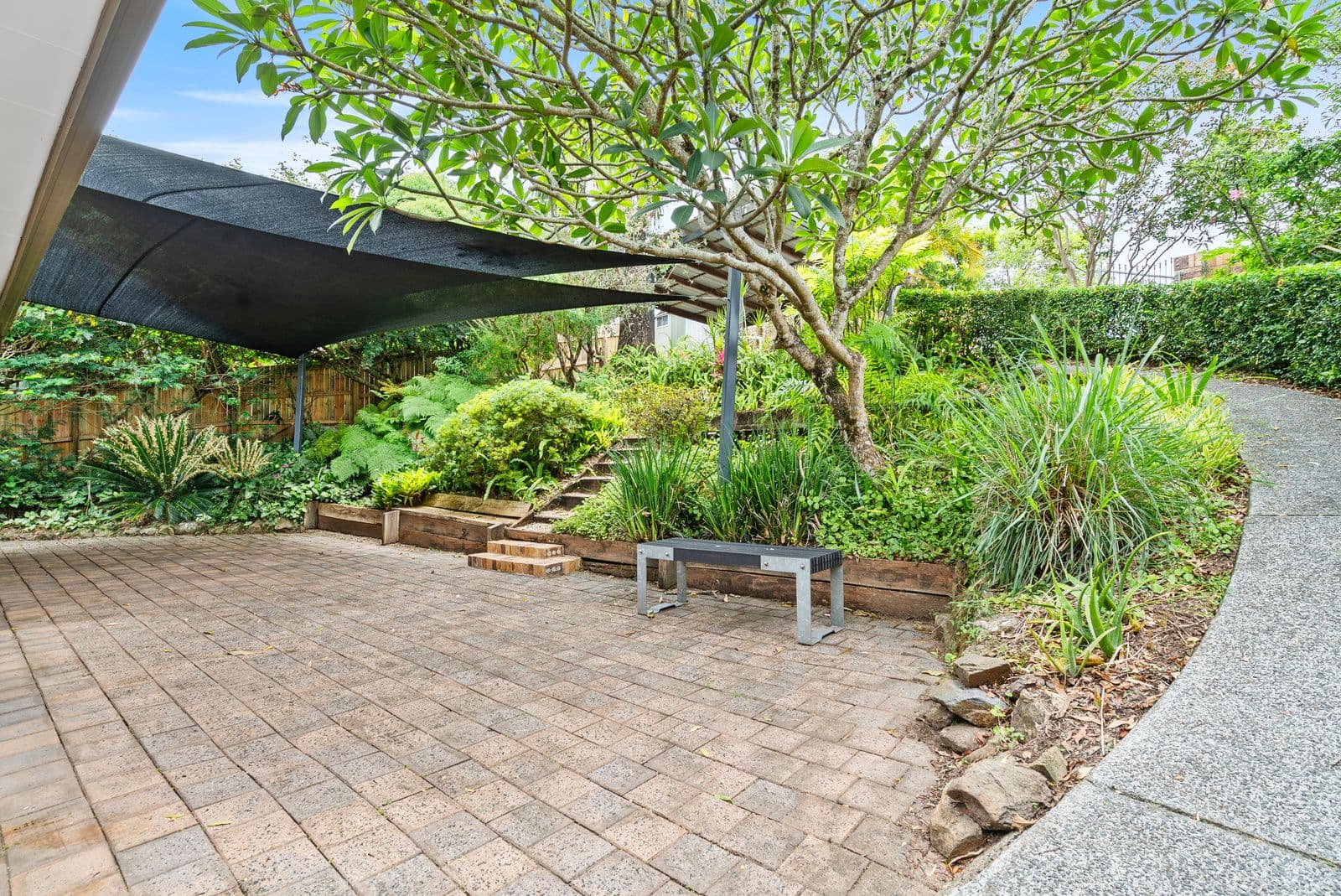 10 Larentia Street, Currumbin Waters QLD 4223, Currumbin Waters - Thumbnail 3