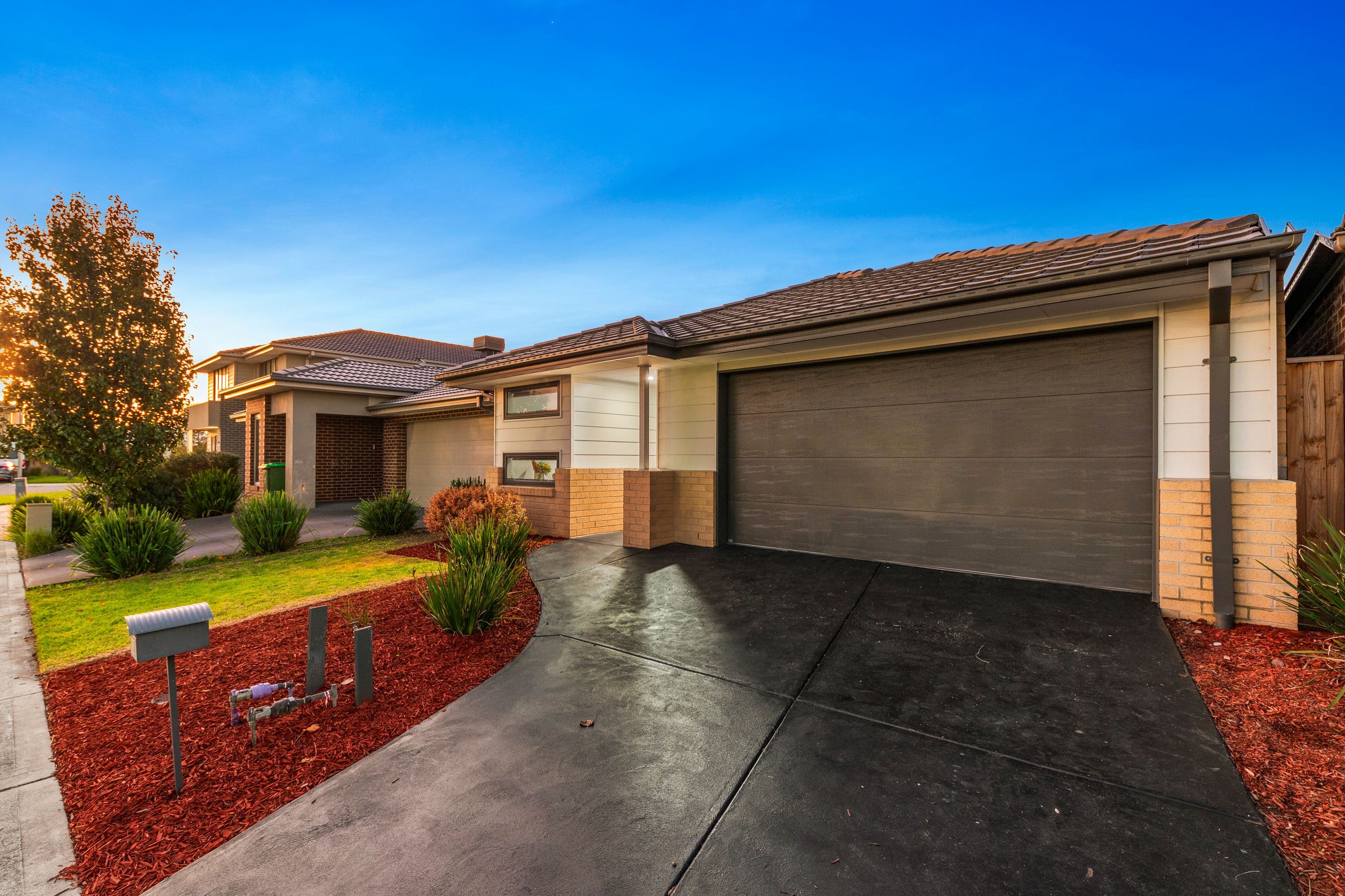 26 Botany Way, Pakenham VIC 3810, Pakenham - Thumbnail 3