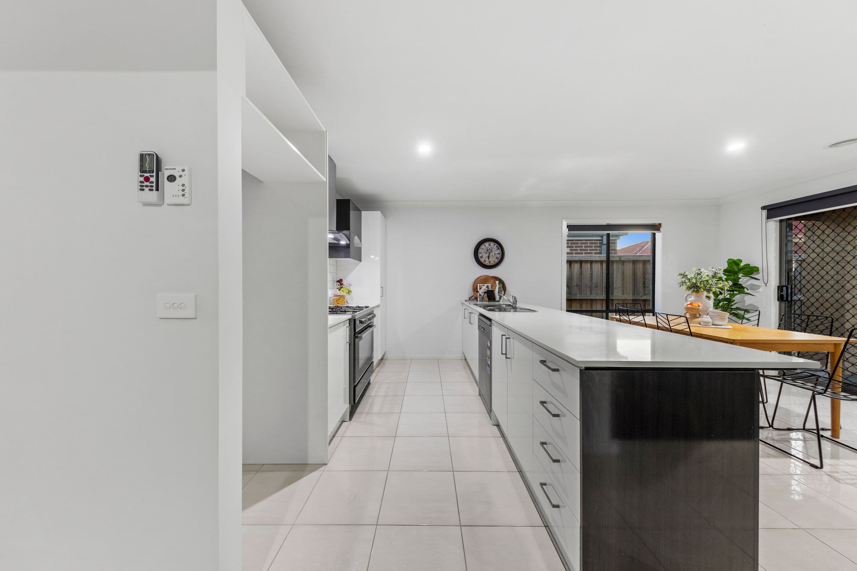 26 Botany Way, Pakenham VIC 3810, Pakenham - Thumbnail 4