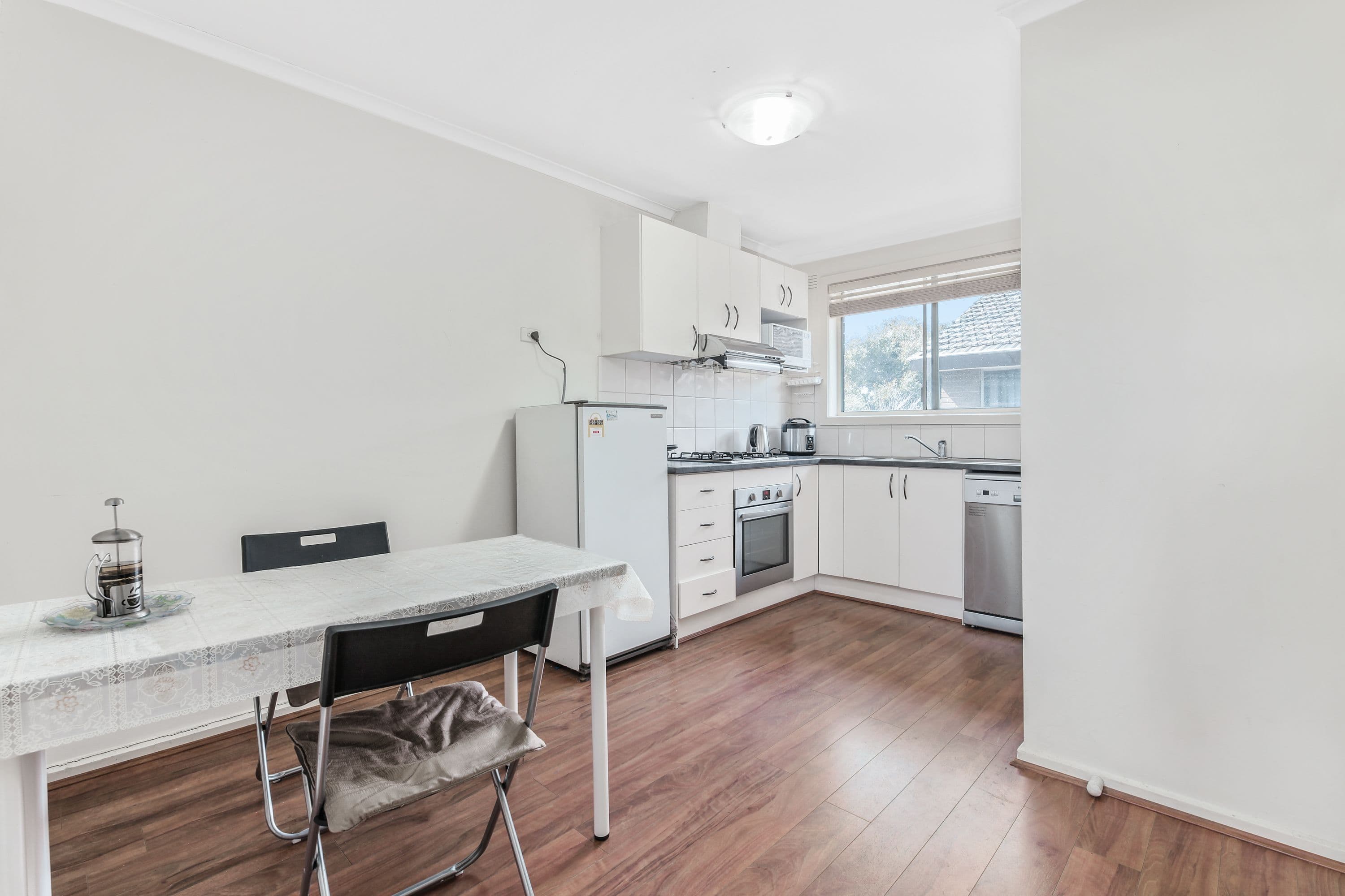 25 Oakes Avenue, Clayton South VIC 3169, Clayton South - Thumbnail 5