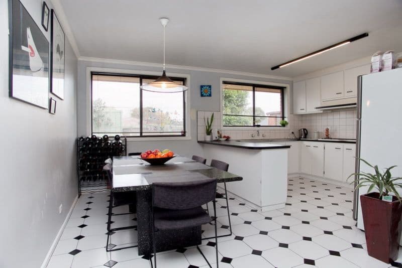 10 Hargrave Court, MILL PARK VIC 3082, Mill Park - Thumbnail 2