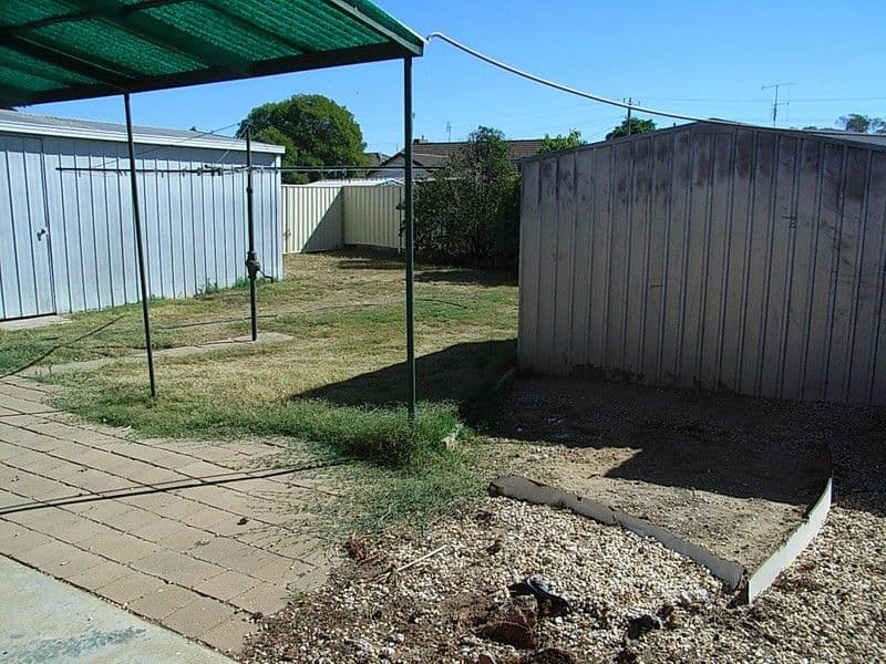 256 Ogilvie Avenue, ECHUCA VIC 3564, Echuca - Thumbnail 4