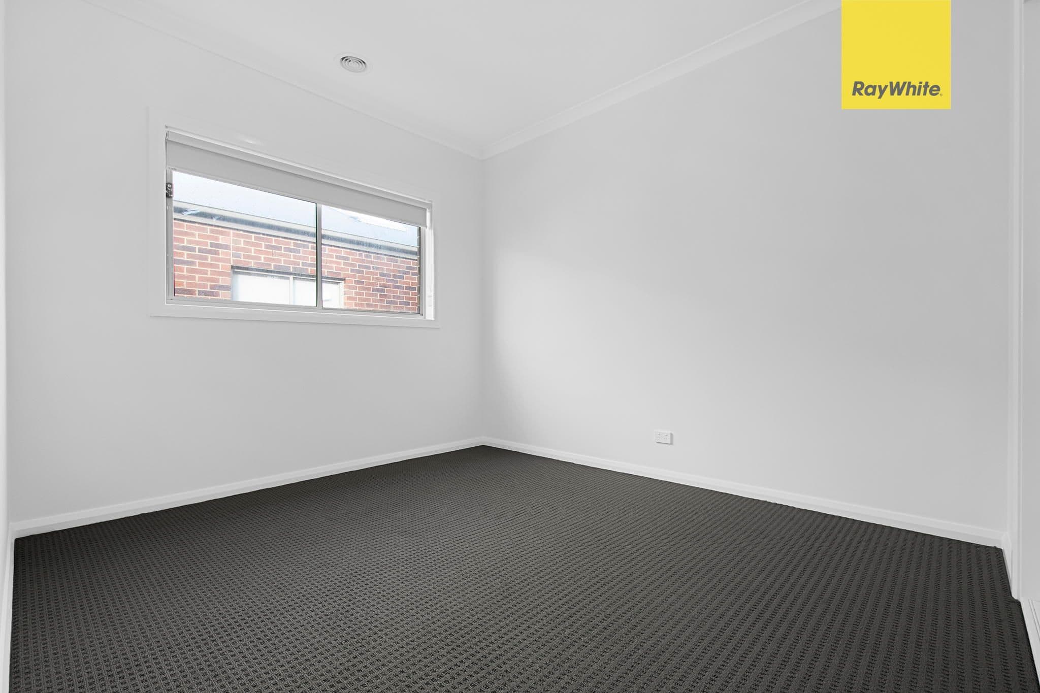 11 Feathertop Avenue, Melton South VIC 3338, Melton South - Thumbnail 5