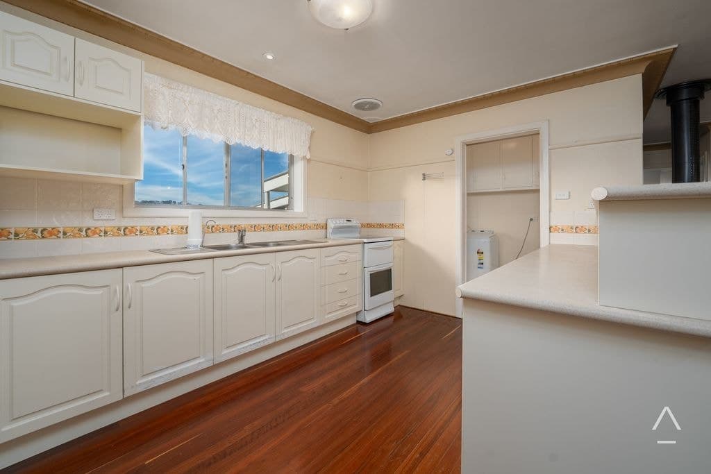8W Hill Street, Walcha - Thumbnail 4