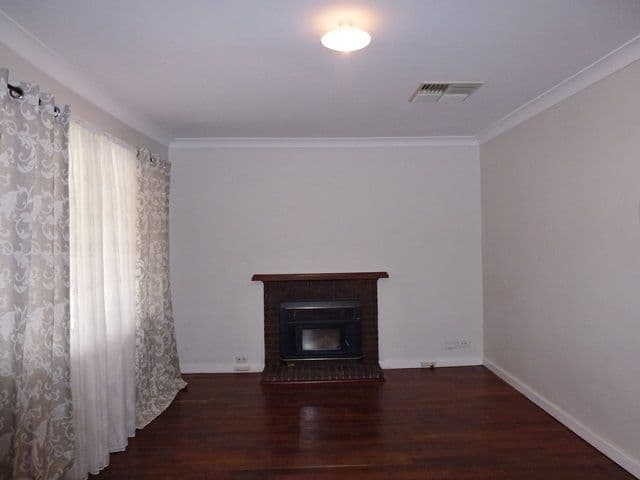 28 Caporn Street, BULLSBROOK WA 6084, Bullsbrook - Thumbnail 2
