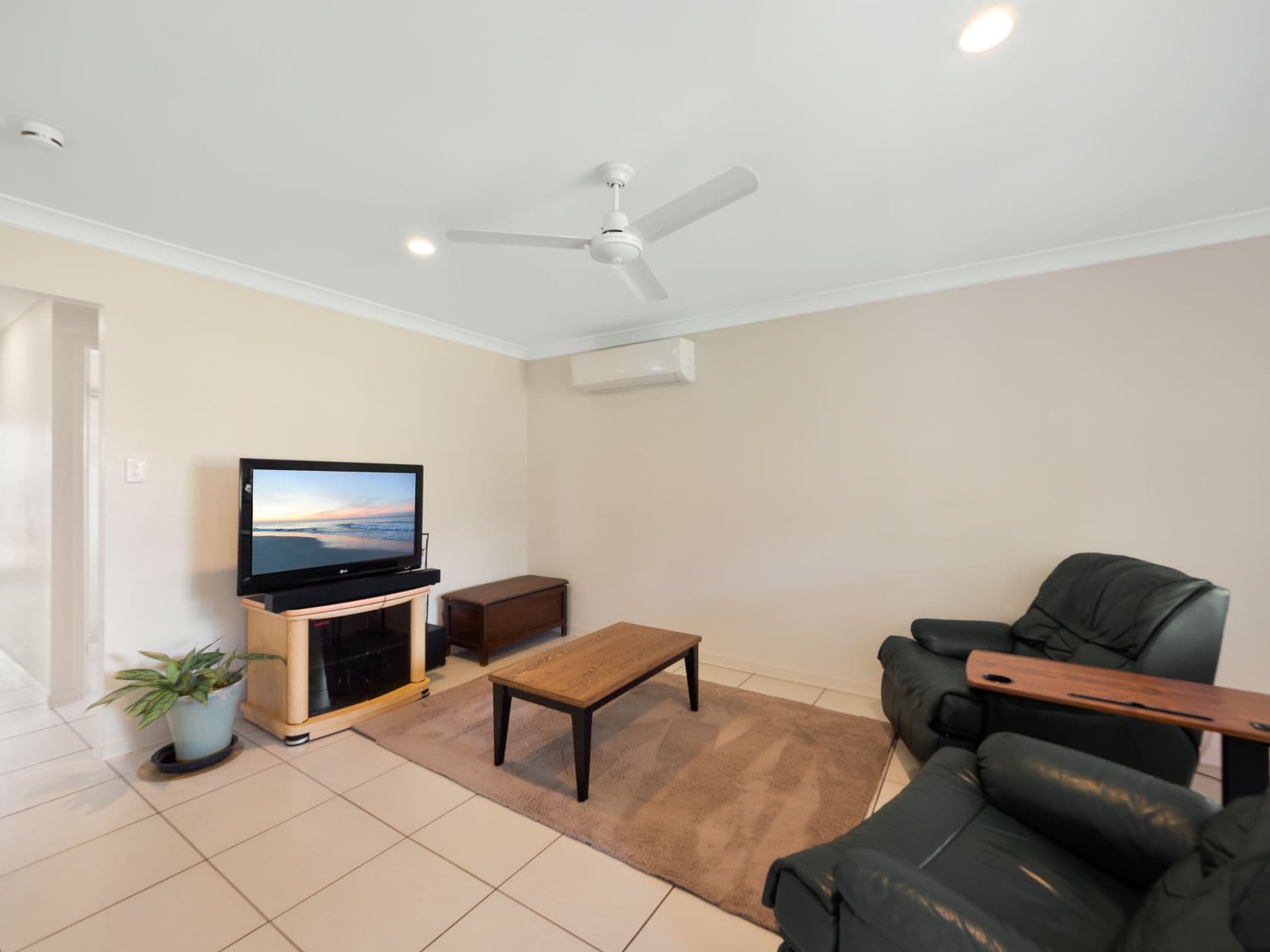 4 Weetwood Street, Newtown QLD 4350, Newtown - Thumbnail 2