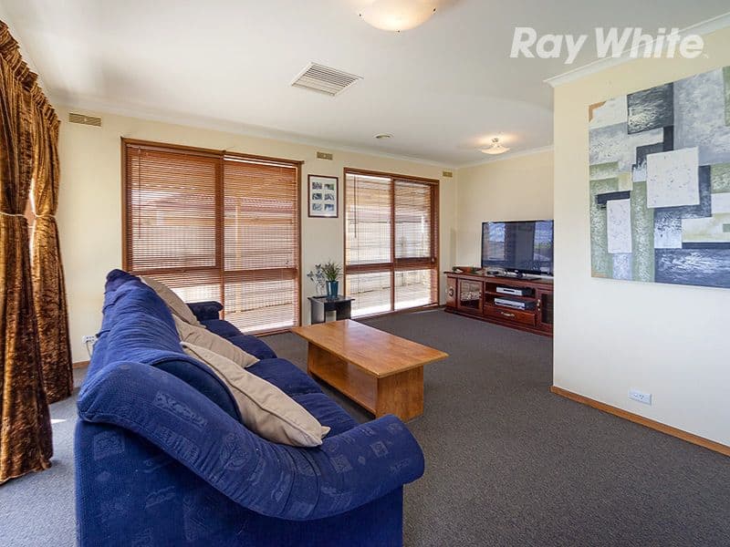 10 Maxwell Drive, WODONGA VIC 3690, Wodonga - Thumbnail 2