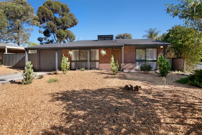 8 Yorrell Avenue, SURREY DOWNS SA 5126, Surrey Downs - Thumbnail 2