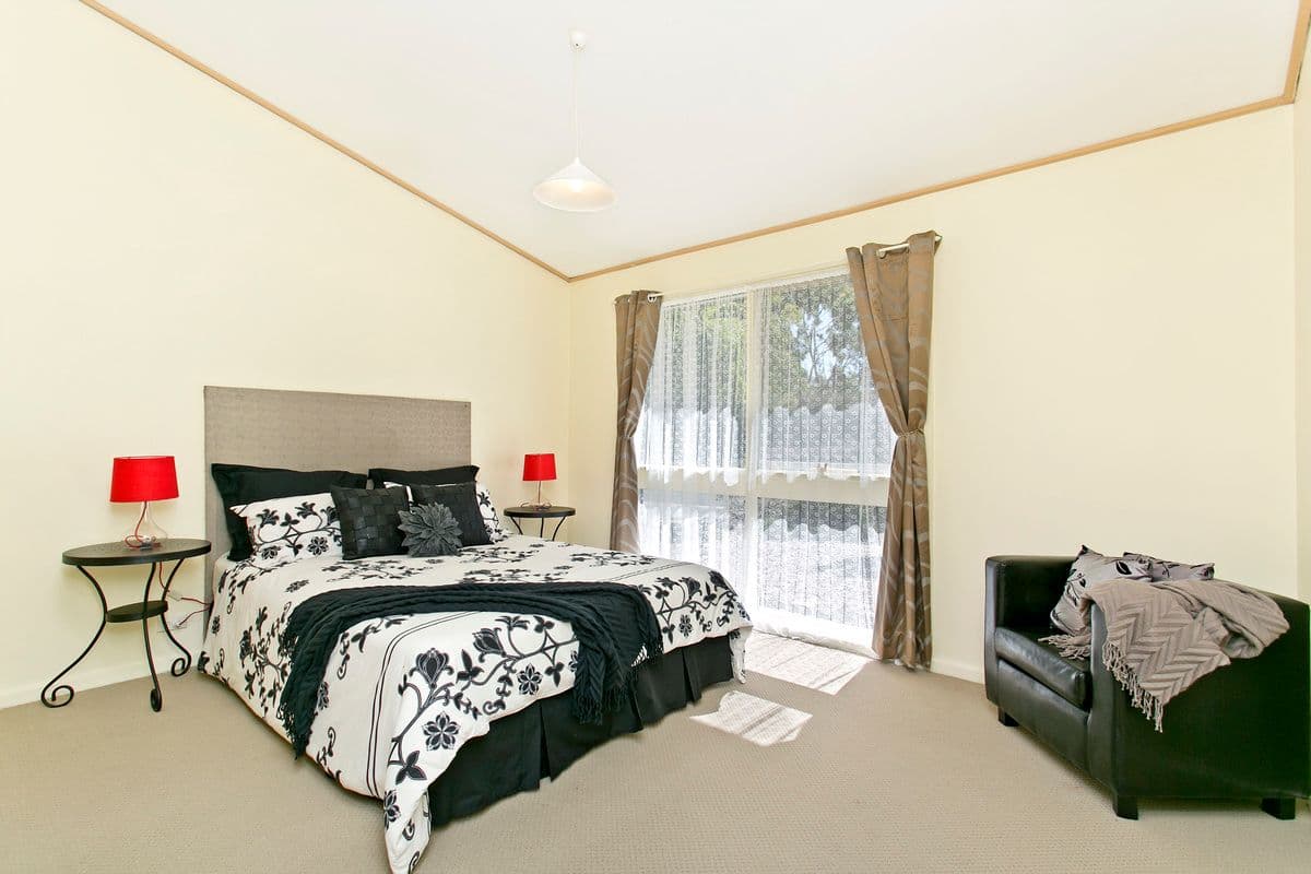 8 Yorrell Avenue, SURREY DOWNS SA 5126, Surrey Downs - Thumbnail 6