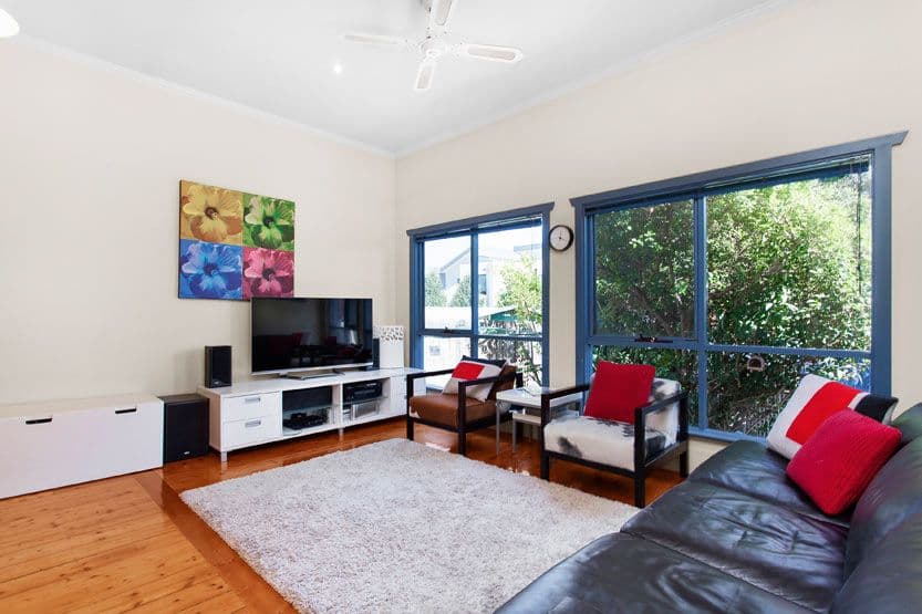 31 Shamrock Street, BRUNSWICK WEST VIC 3055, Brunswick West - Thumbnail 2