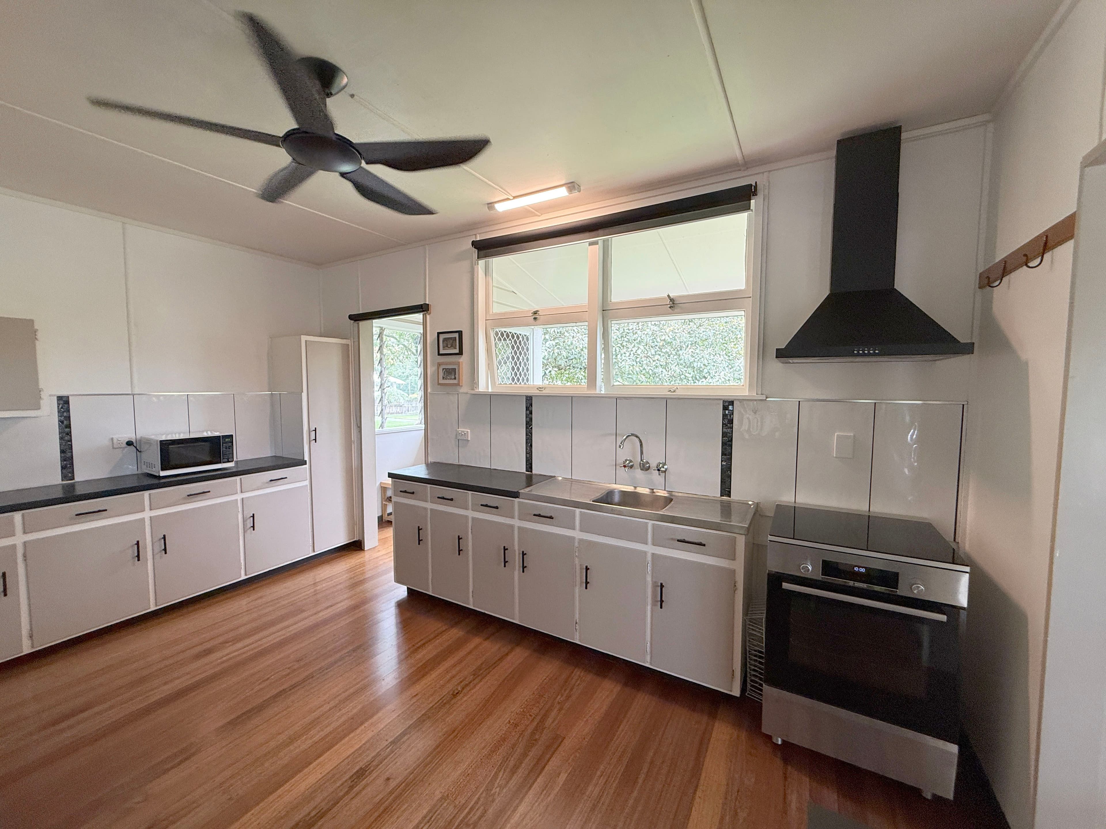 7 Fifth Avenue, Atherton QLD 4883, Atherton - Thumbnail 6