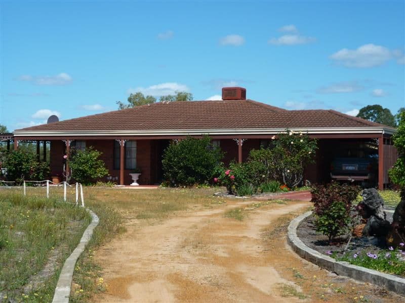 34 Faull Street, MUCHEA WA 6501, Muchea - Image 1