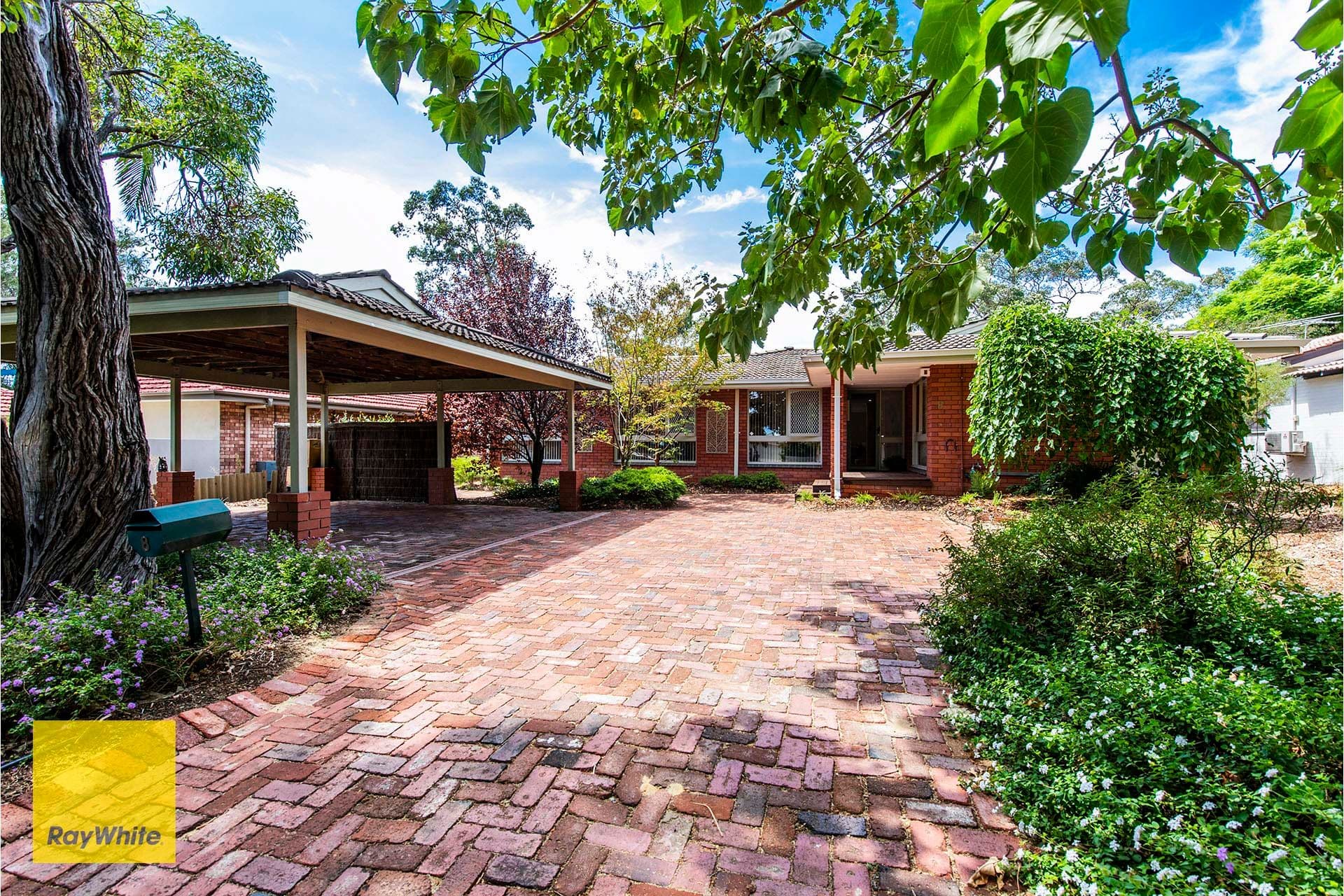 8 Arthur Road, Gooseberry Hill WA 6076, Gooseberry Hill - Thumbnail 5