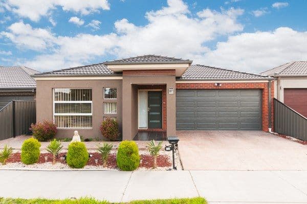 111 Huntington Drive, CRAIGIEBURN VIC 3064, Craigieburn - Image 1
