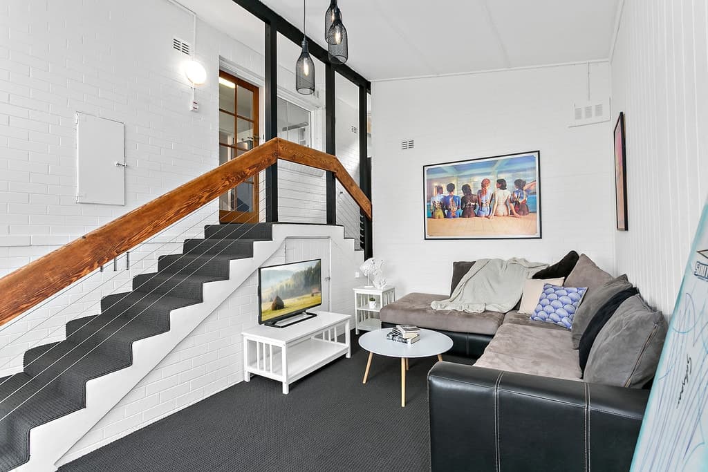 16 Matthews Crescent, Port Kembla, Port Kembla - Thumbnail 7