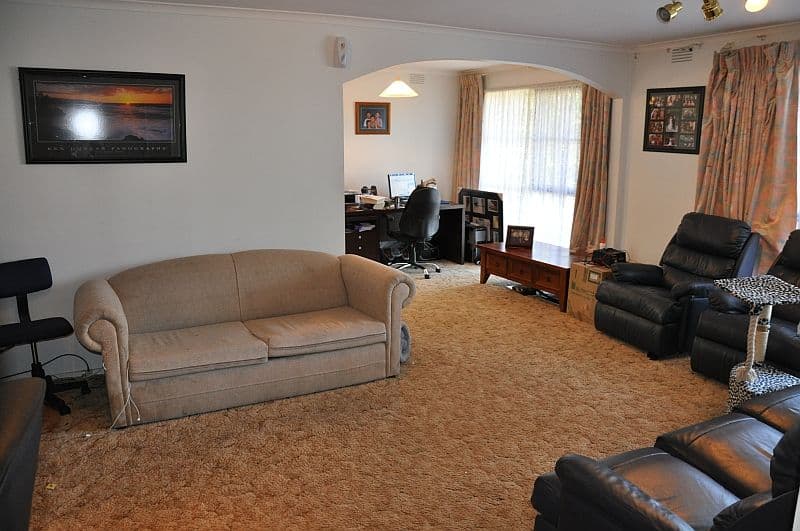 6 Mayfield Drive, MILL PARK VIC 3082, Mill Park - Thumbnail 4