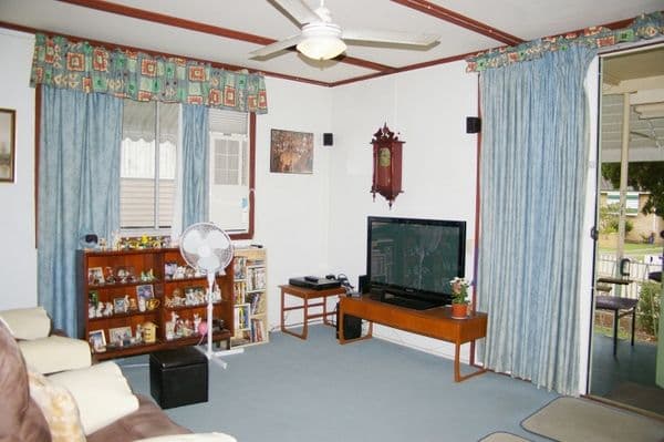 7 Upper Holborn Street, DECEPTION BAY QLD 4508, Deception Bay - Thumbnail 3