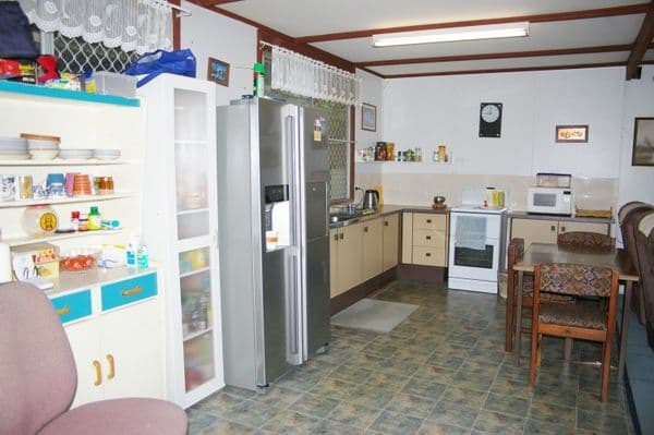 7 Upper Holborn Street, DECEPTION BAY QLD 4508, Deception Bay - Thumbnail 5
