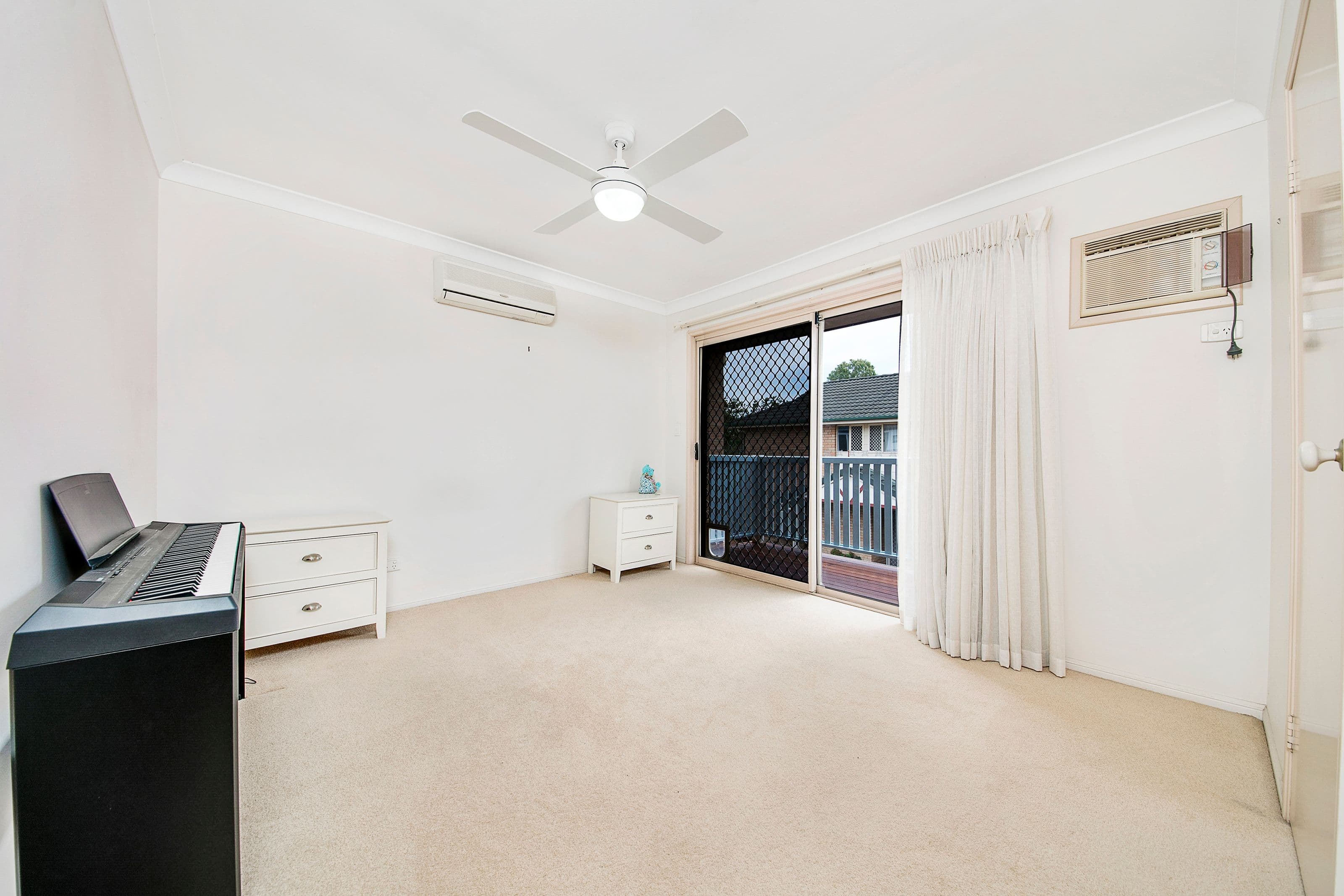 26 Cambridge Street, Carina Heights QLD 4152, Carina Heights - Thumbnail 8