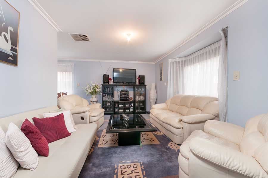 1 Flintoff Court, MILL PARK VIC 3082, Mill Park - Thumbnail 3