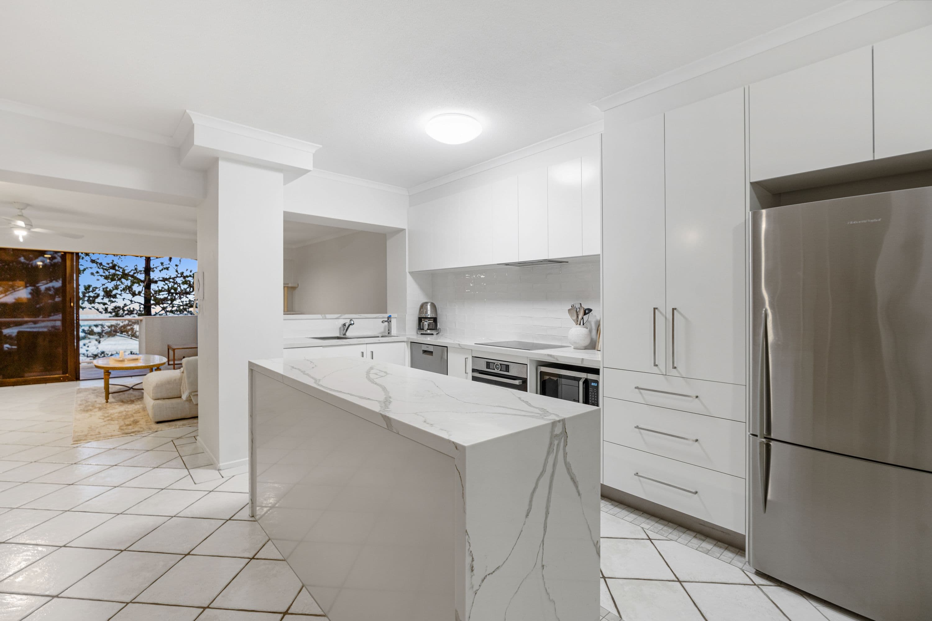 20-22 Marine Parade, Miami QLD 4220, Miami - Thumbnail 4