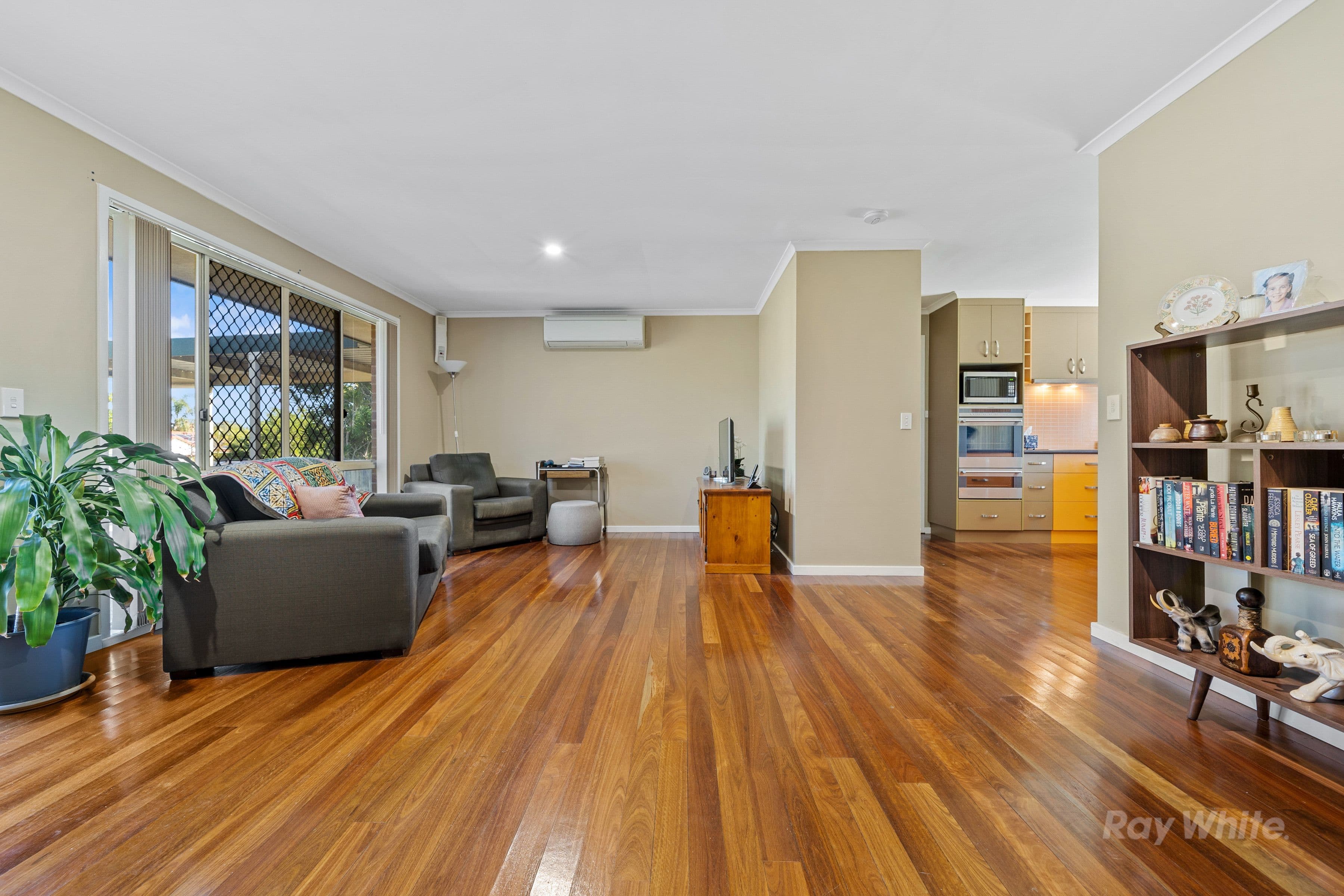 23 Sundowner Street, Regents Park QLD 4118, Regents Park - Thumbnail 5