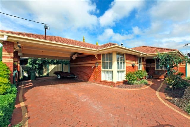16 Midhurst Court, CRAIGIEBURN VIC 3064, Craigieburn - Image 1