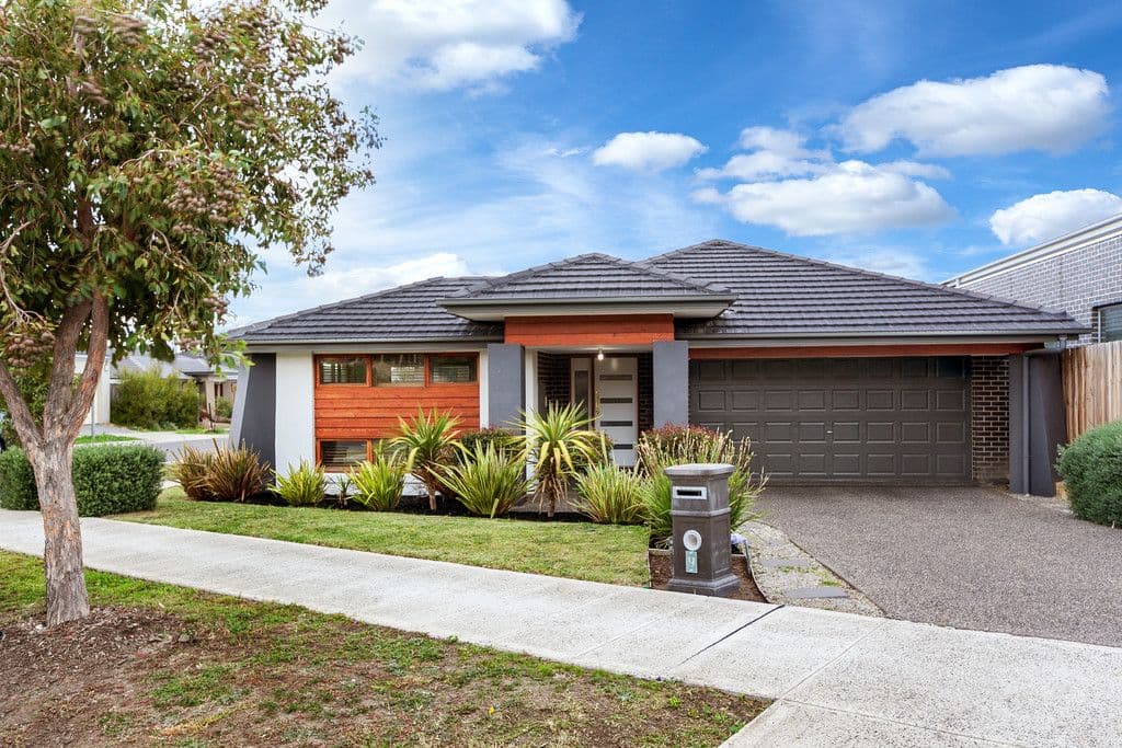 9 Sunlight Avenue, EPPING VIC 3076, Epping - Image 1