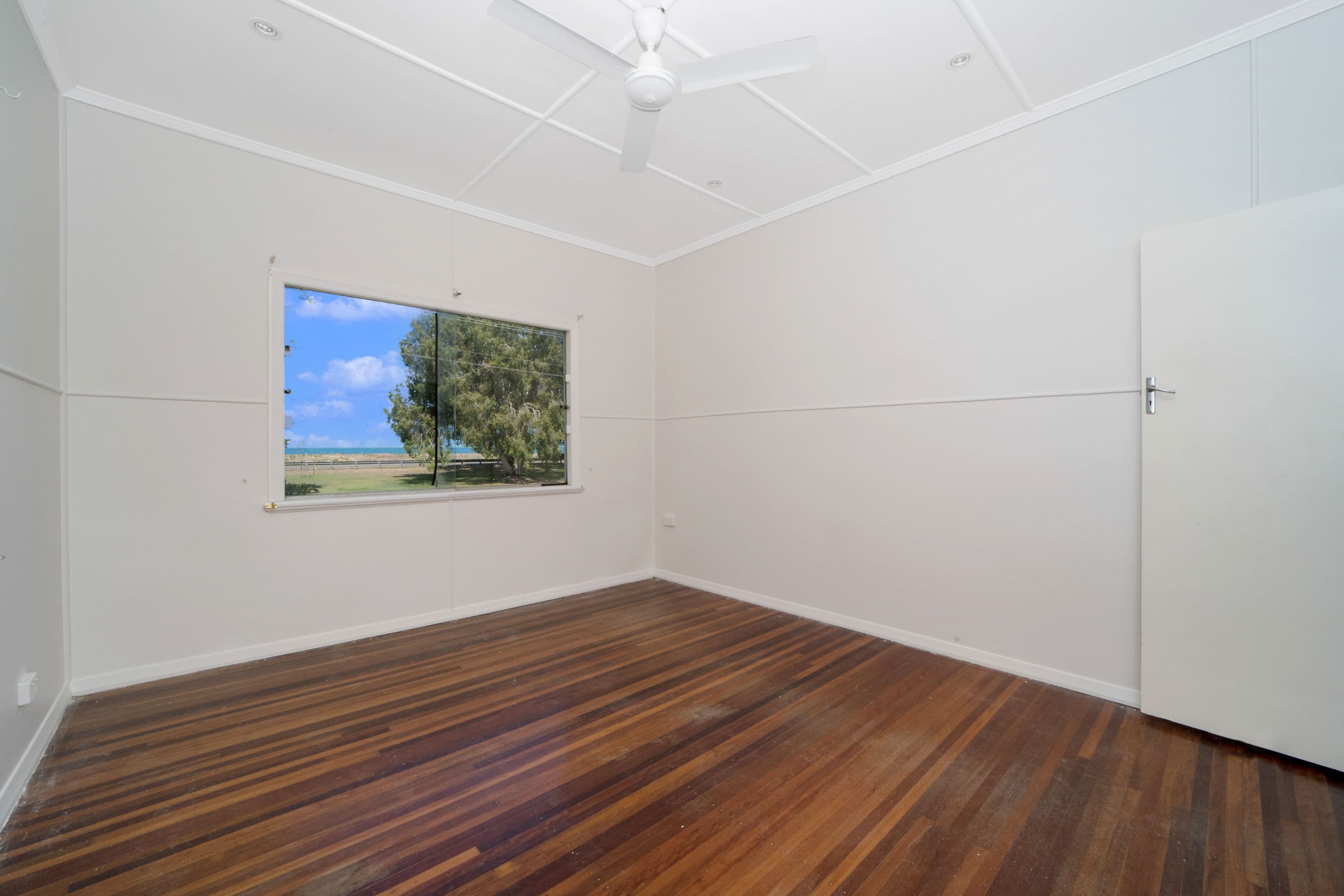 34 Palm Street, Rowes Bay QLD 4810, Rowes Bay - Thumbnail 7