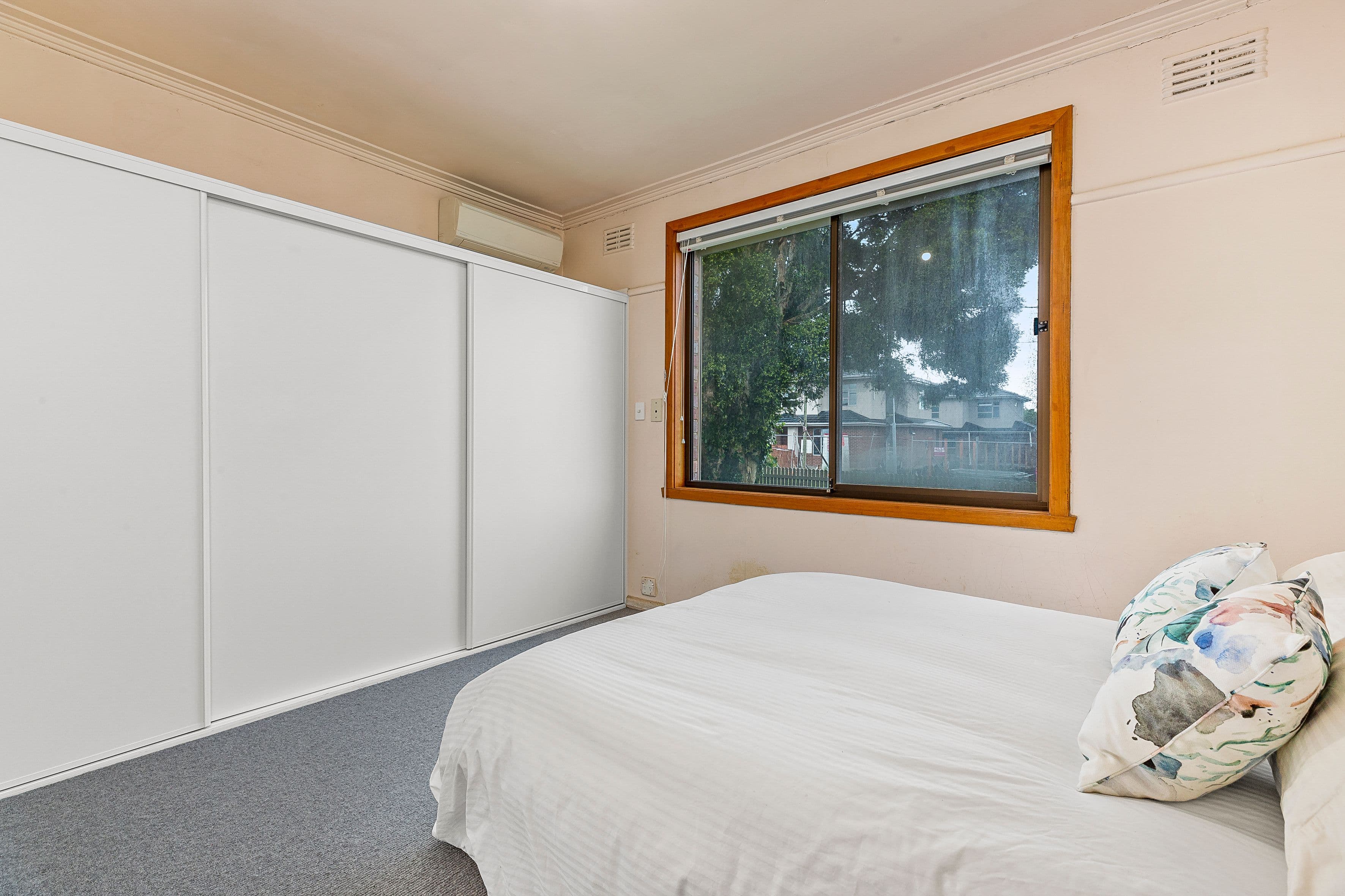 7 Dalveen Road, Ivanhoe VIC 3079, Ivanhoe - Thumbnail 3