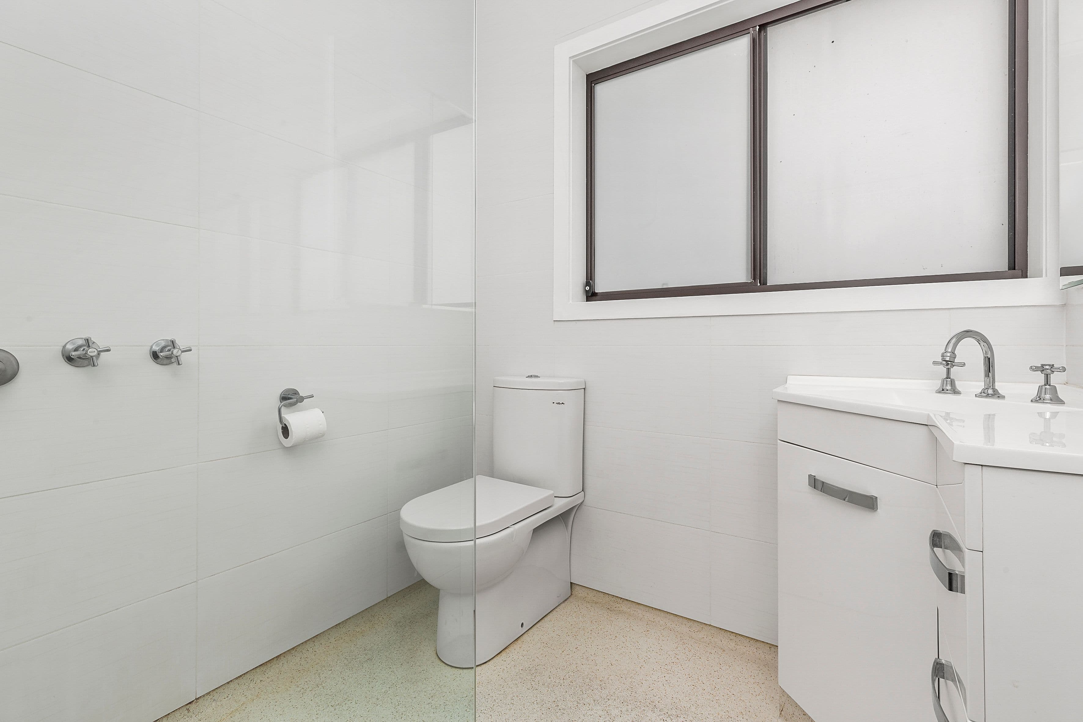 7 Dalveen Road, Ivanhoe VIC 3079, Ivanhoe - Thumbnail 4
