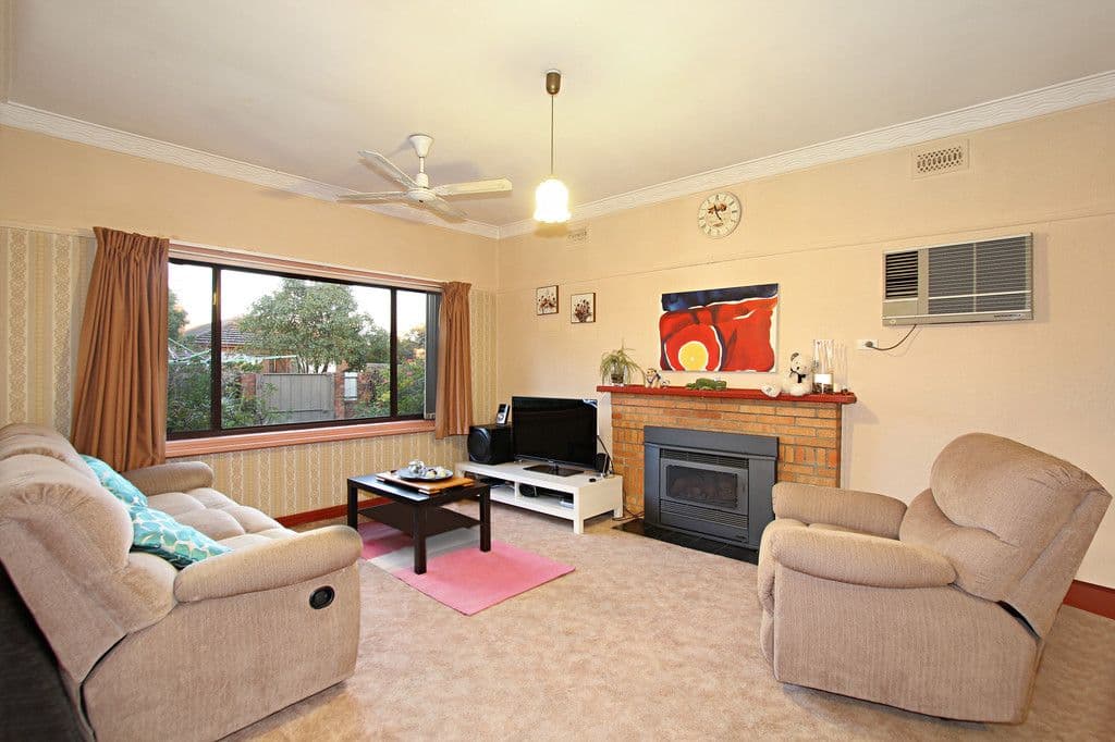 17 Shafton Street, HUNTINGDALE VIC 3166, Huntingdale - Thumbnail 2