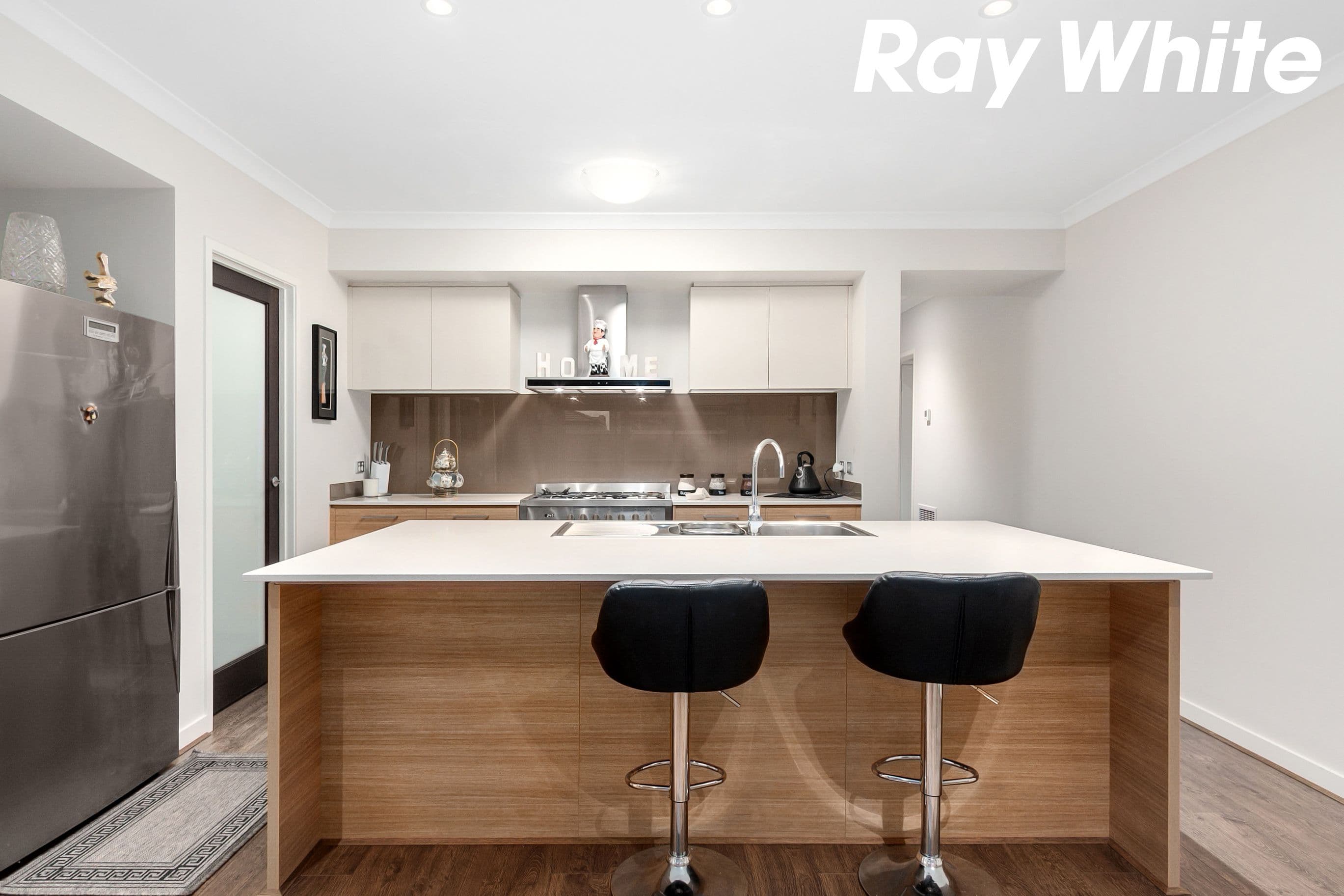 12 Compton Way, Clyde North VIC 3978, Clyde North - Thumbnail 6