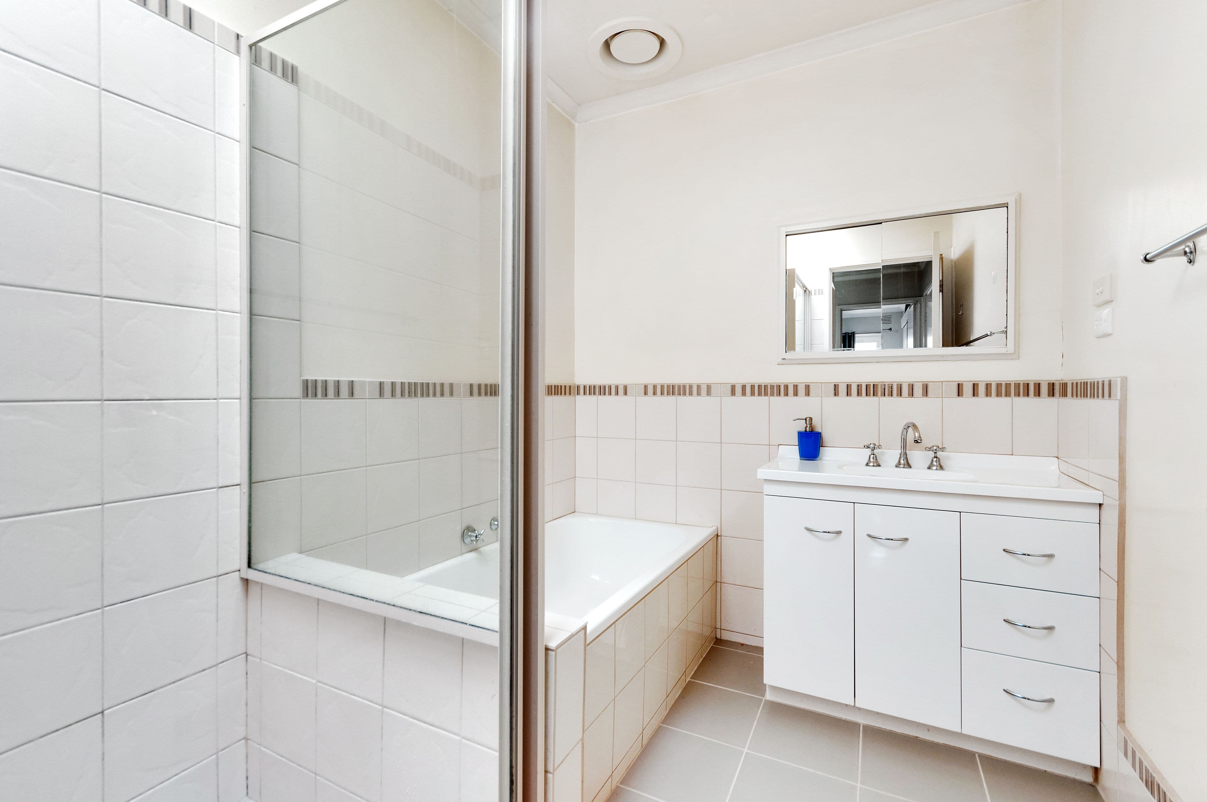 1 Hillcrest Road, Frankston VIC 3199, Frankston - Thumbnail 3