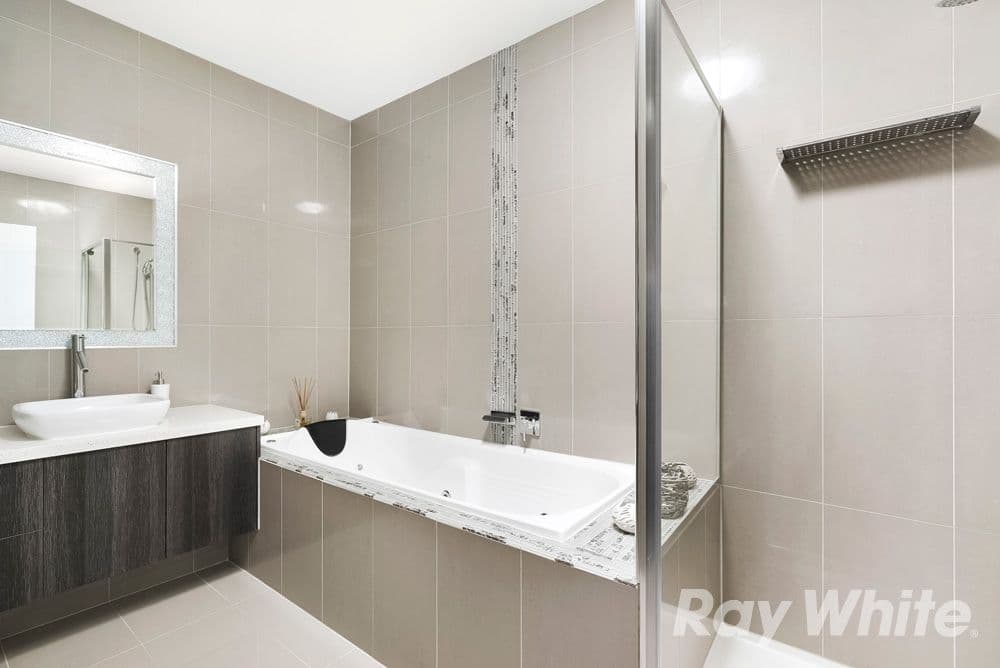 35 Lemana Crescent, Mount Waverley VIC 3149, Mount Waverley - Thumbnail 5