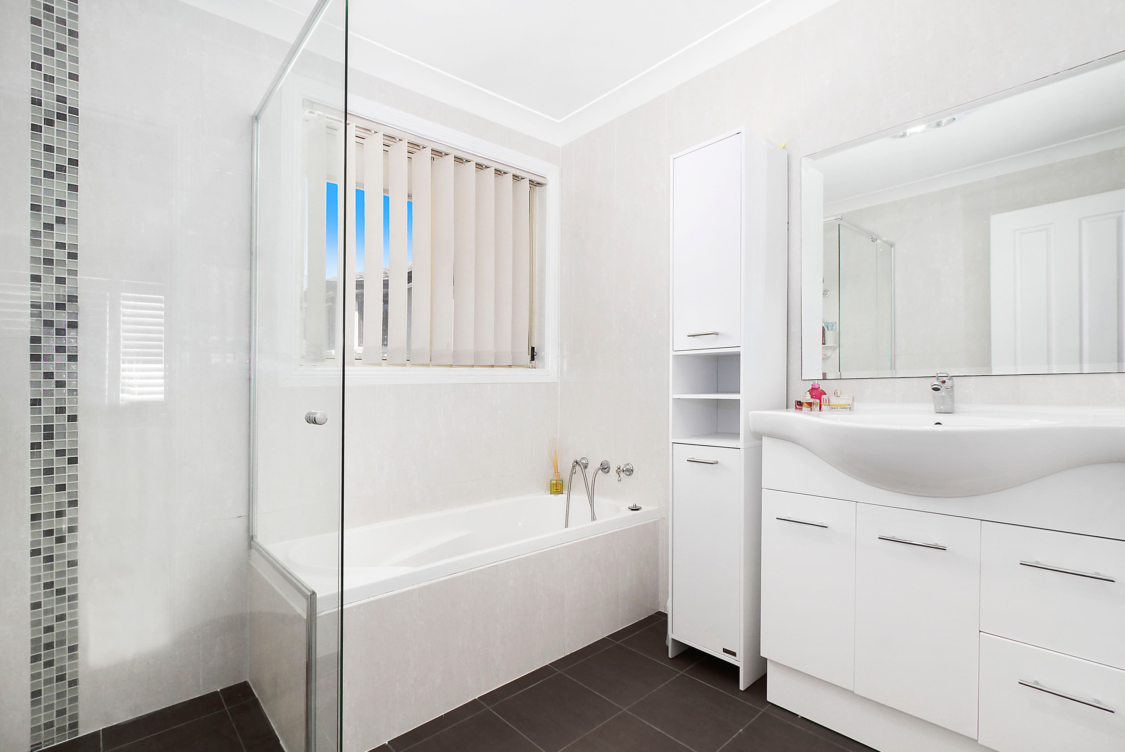 257 Wilson Road, Green Valley NSW 2168, Green Valley - Thumbnail 6
