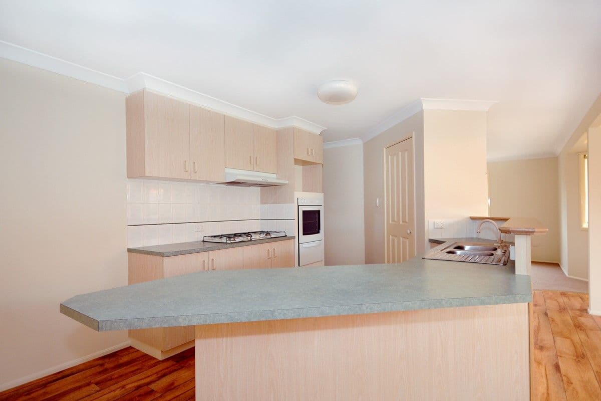 21 Hennenlotter Court, KEARNEYS SPRING QLD 4350, Kearneys Spring - Thumbnail 3