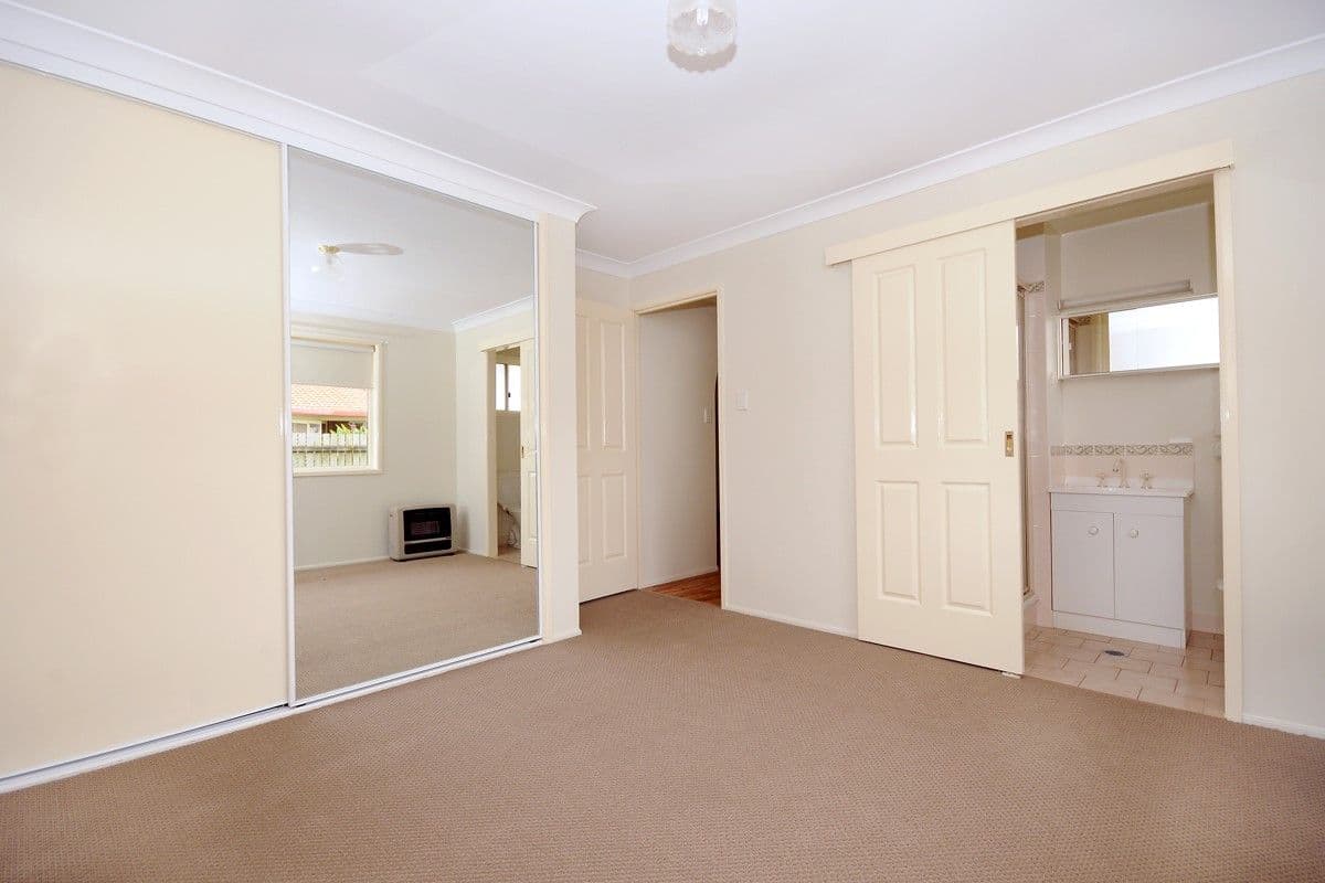 21 Hennenlotter Court, KEARNEYS SPRING QLD 4350, Kearneys Spring - Thumbnail 5