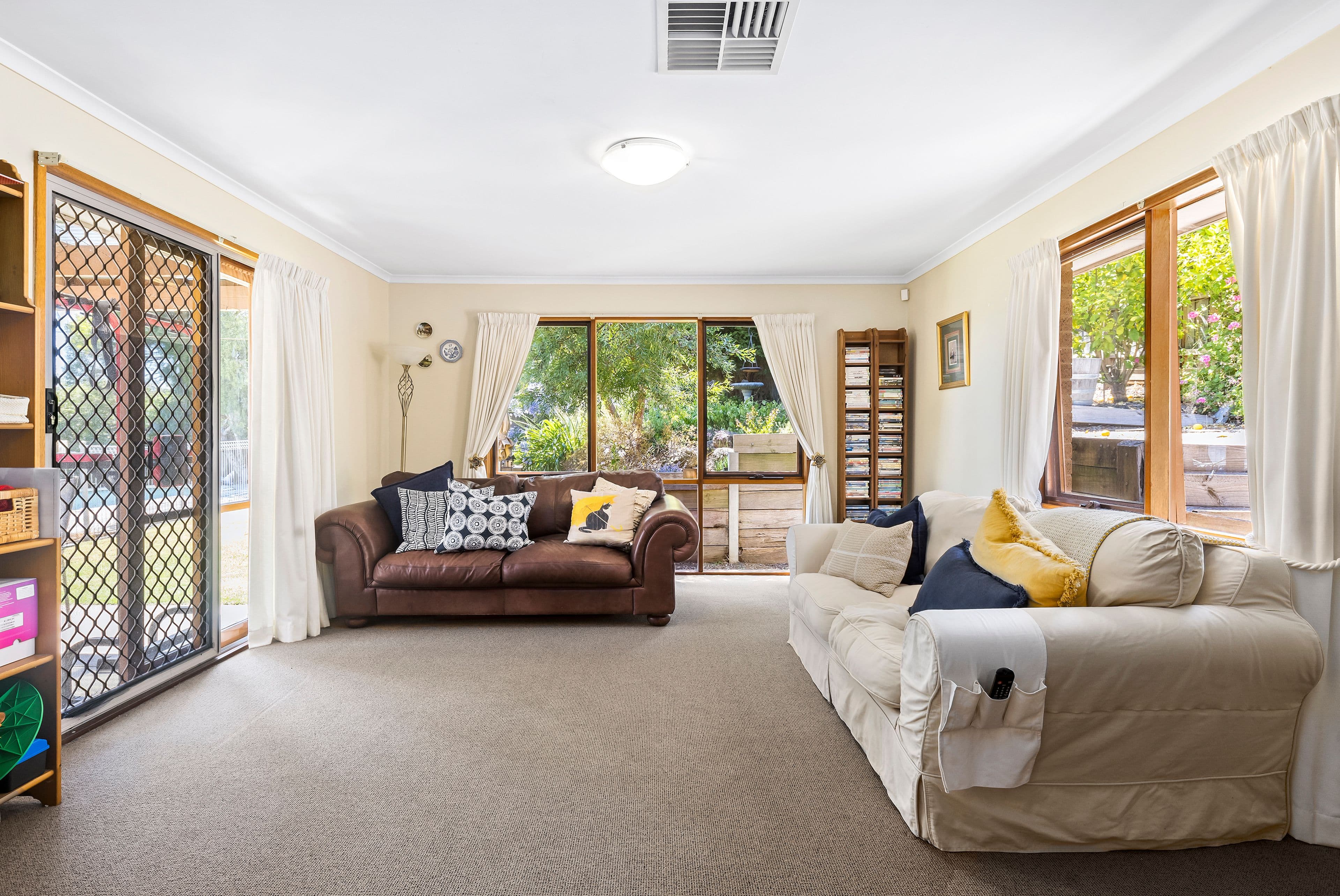 3 Jefferson Grove, Doncaster East VIC 3109, Doncaster East - Thumbnail 3