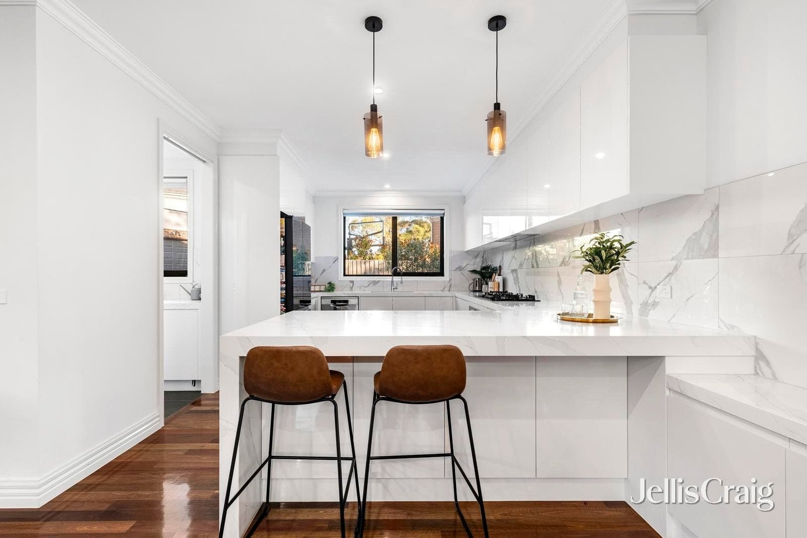 1/1 Fir Court, Mount Waverley, Mount Waverley - Thumbnail 7