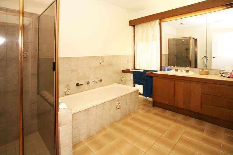 14 Donald Road, WHEELERS HILL VIC 3150, Wheelers Hill - Thumbnail 7