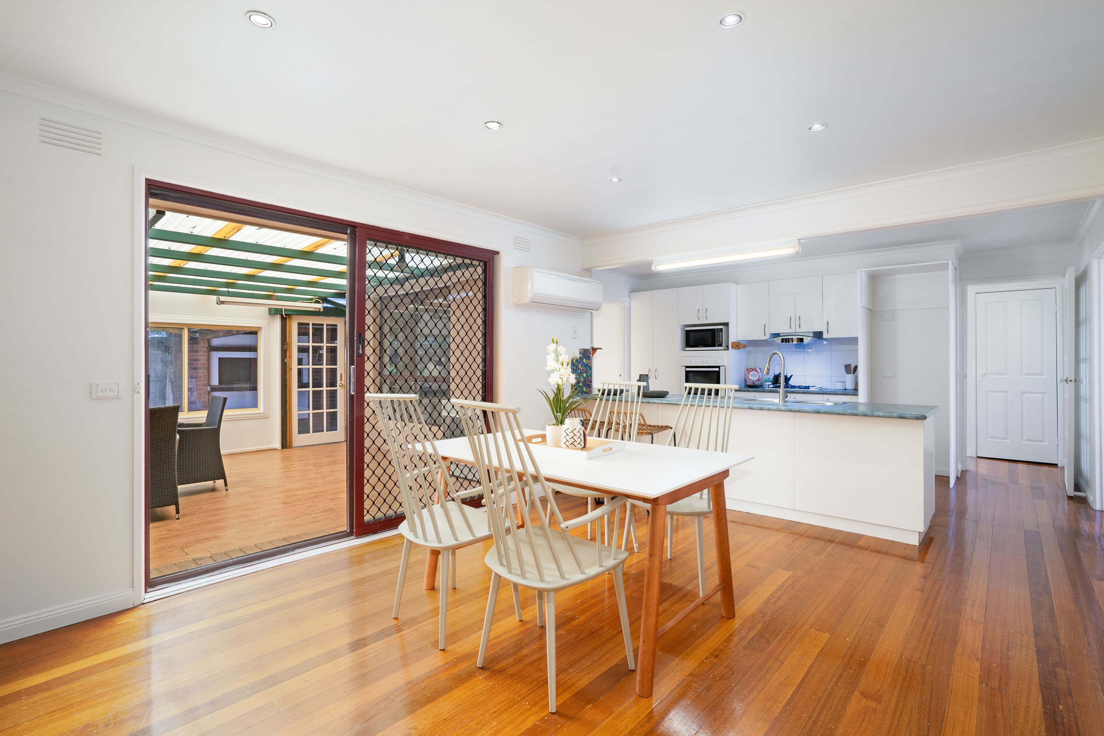 142 Mill Park Drive, Mill Park VIC 3082, Mill Park - Thumbnail 4
