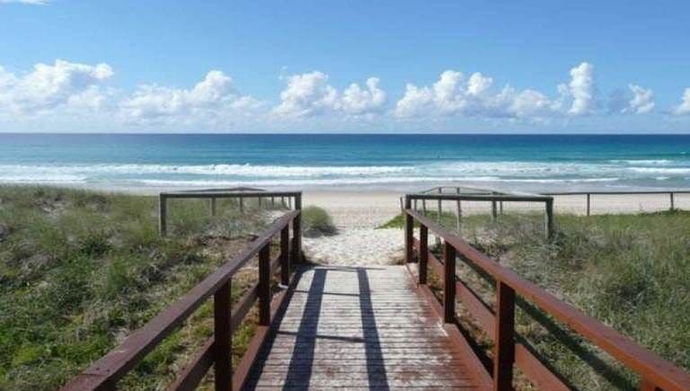 7 Arthur Street, Mermaid Beach QLD 4218, Mermaid Beach - Thumbnail 4