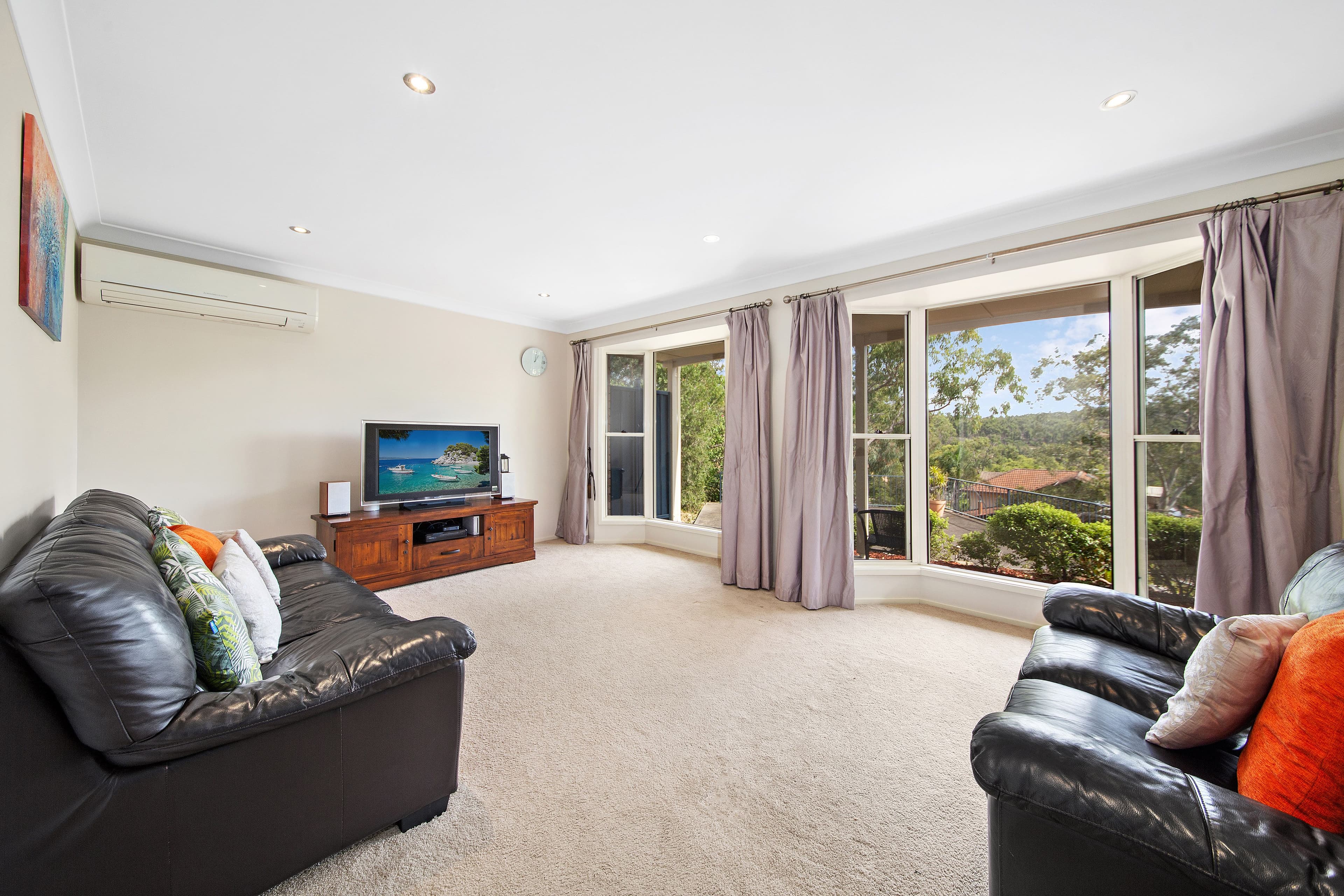 32 Hall Drive, Menai - Thumbnail 3