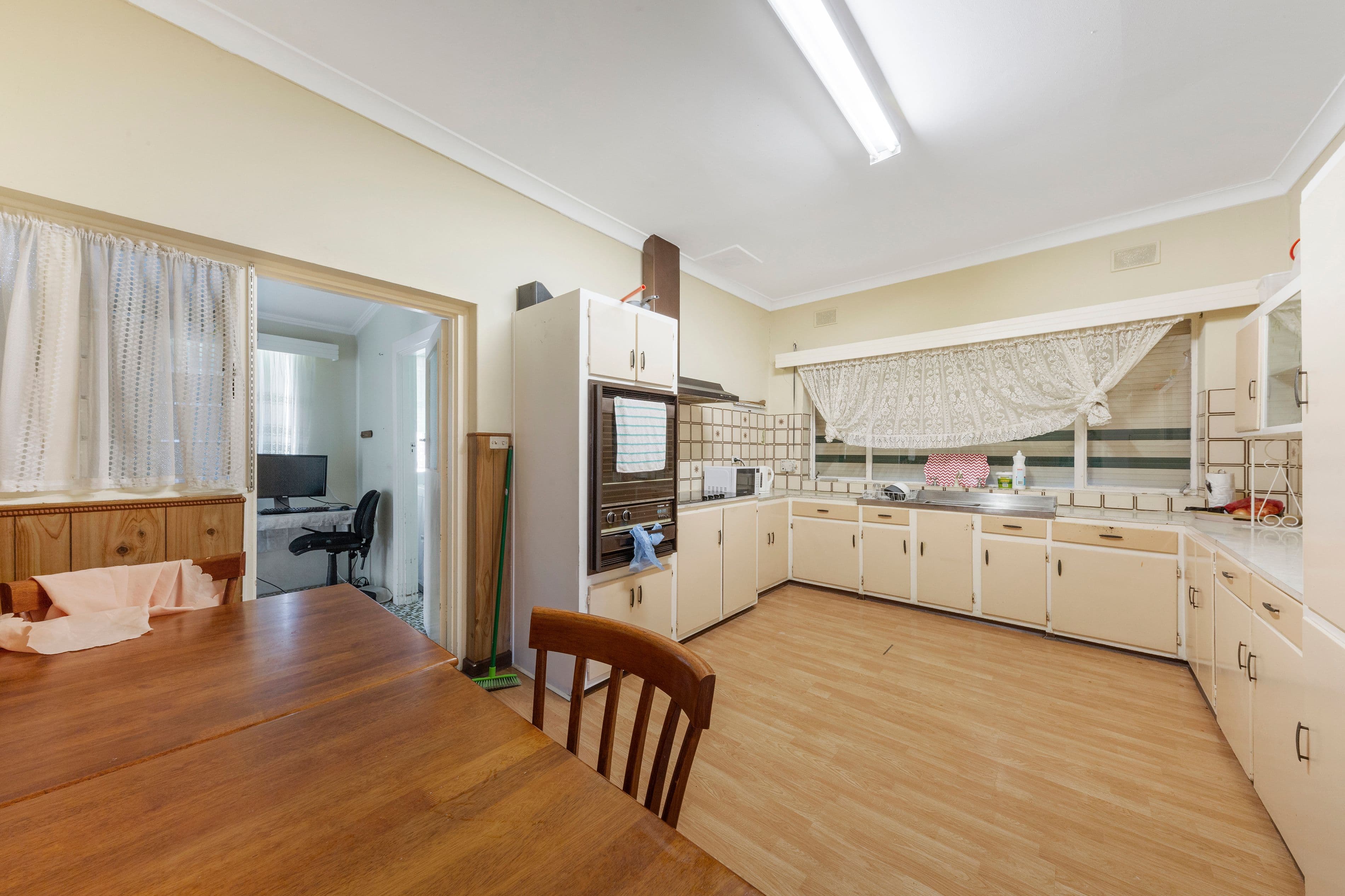 49 Somerset Avenue, Clearview SA 5085, Clearview - Thumbnail 3
