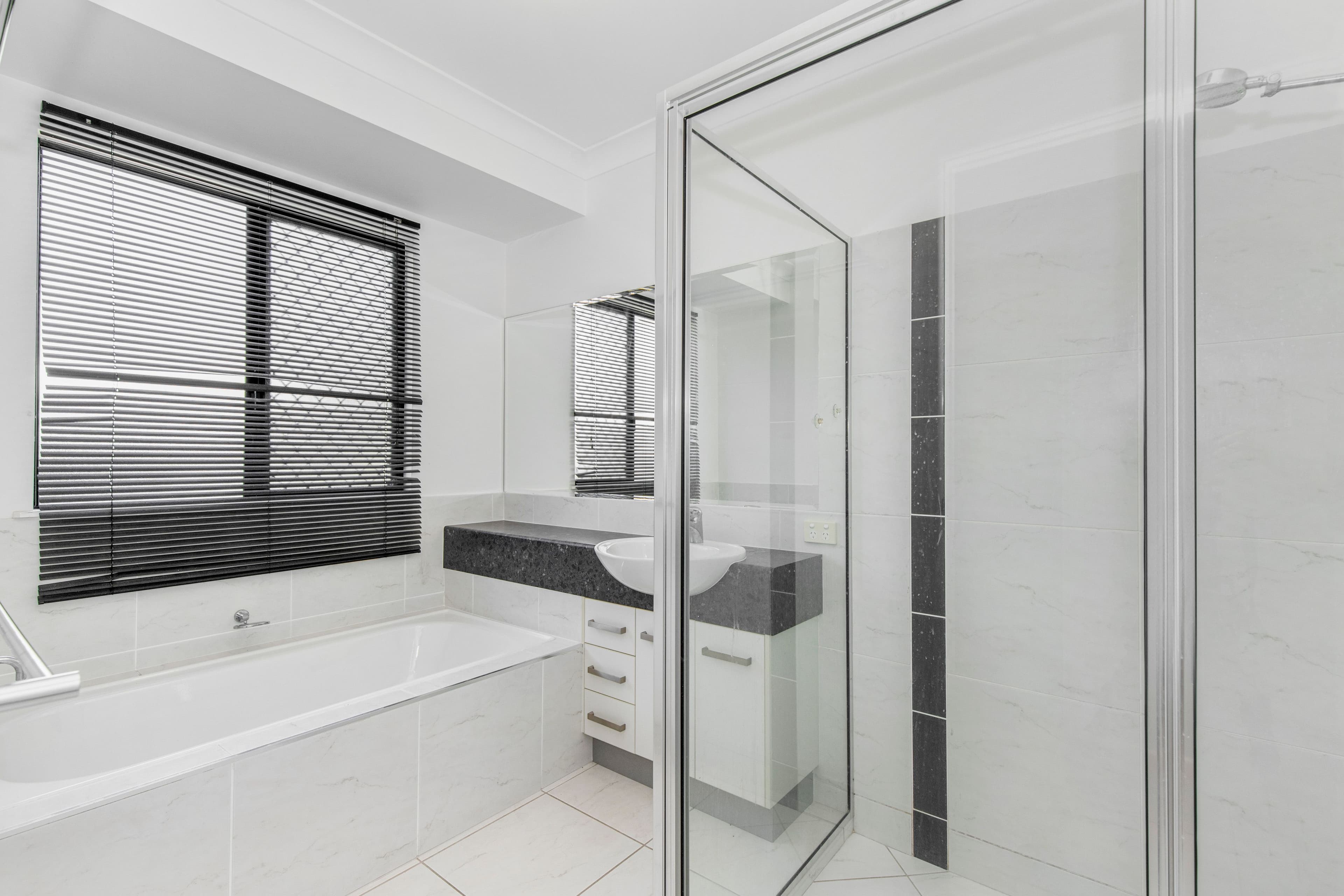 60 Girraween Avenue, Douglas QLD 4814, Douglas - Thumbnail 6