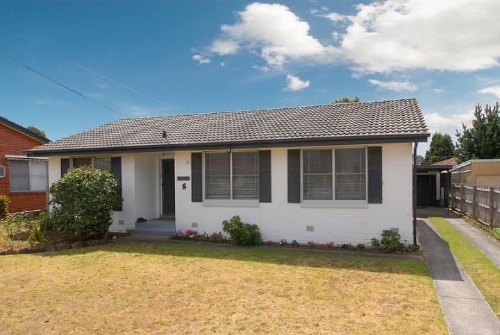 5 Mulberry Crescent, FRANKSTON NORTH VIC 3200, Frankston North - Image 1